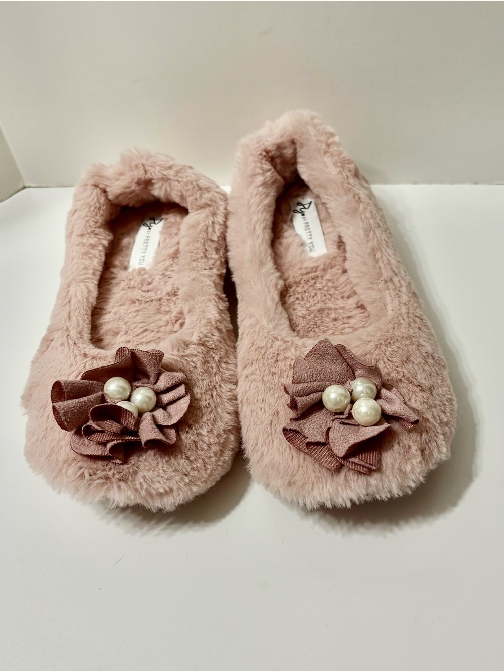 Women’s Plush Light Pink Ballet Slippers with Pearl Flower
